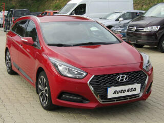 Hyundai i40 1.6CRDi, 1.maj,�R, servis
