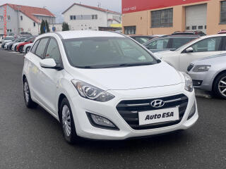 Hyundai i30 1.6 GDi, 1.maj,�R, Comfort
