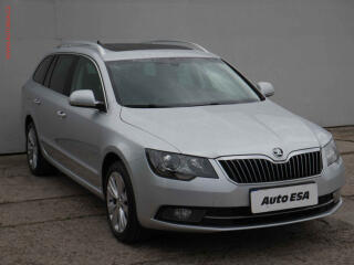 �koda Superb 2.0 TDi 4x4, DSG, panor, navi