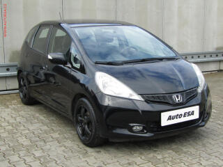 Honda Jazz 1.3 i-VTec, AC, ta�n�