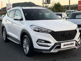 Hyundai Tucson 1.7 CRDi, �R, AC, TZ, xenon