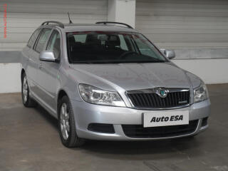 �koda Octavia 1.6 TDi, AC, temp, ta�n�