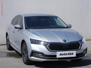 �koda Octavia 1.5 TSi, �R