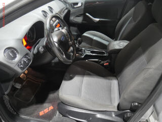 Ford Mondeo (2008) 2.0 TDCi, AC, tempo - náhled 9