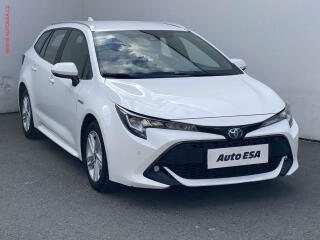 Toyota Corolla 1.8i, 1.maj,�R, servis.kniha