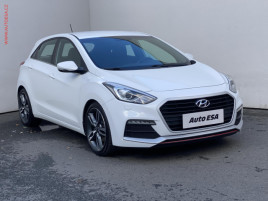 Hyundai i30 1.6 T-GDi, Sport, kamera