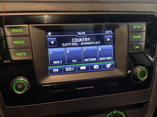 Škoda Rapid (2016) 1.2TSi, Active, AC, park - náhled 15