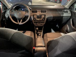 Škoda Rapid (2016) 1.2TSi, Active, AC, park - náhled 8