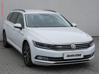 Volkswagen Passat 2.0TDi 4x4, �R, LED, TZ