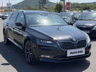 �koda Superb 2.0 TDI, �R, DSG