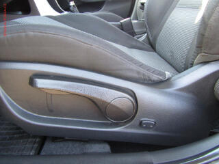 Hyundai i30 (2016) 1.6 GDi, 2.maj,ČR, servis - náhled 11