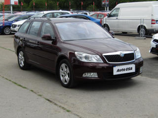 koda Octavia 1.4 TSi, Ambiente, DSG, navi