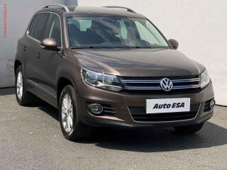 Volkswagen Tiguan 2.0 TDi, Sport, TZ, k��e,