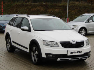koda Octavia 2.0TDi 4x4, DSG, navi, autoAC