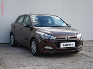 Hyundai i20 1.2i, 2.maj,R, servis.kniha
