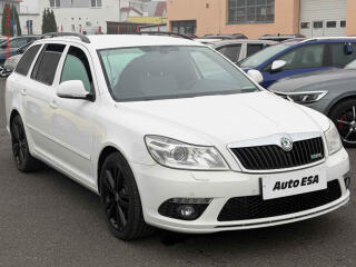 �koda Octavia 2.0 TDi, RS, DSG, xenon