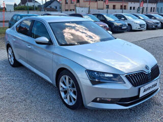 �koda Superb 2.0 TDi, �R