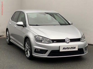 Volkswagen Golf 1.4 TSi, CUP, v�h�ev sed