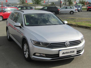 Volkswagen Passat 2.0 TDi, Comfortline, navi