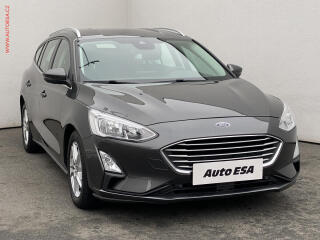 Ford Focus 1.0 i, AC, navi, tempo