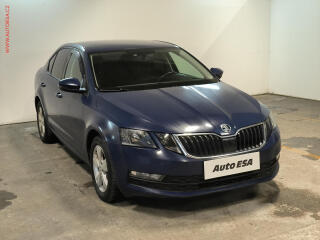 �koda Octavia 1.6 TDi, AC, v�h�ev sed