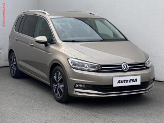 Volkswagen Touran 2.0TDi, 2.maj,�R, DSG, navi