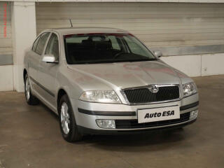 �koda Octavia 1.6 FSi, AC, tempo