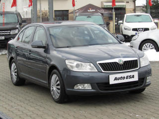 koda Octavia 1.6 TDi, AC, park.idla