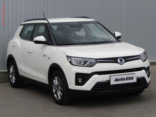 SsangYong Tivoli 1.5 T-GDi, �R, AC, v�h�ev sed