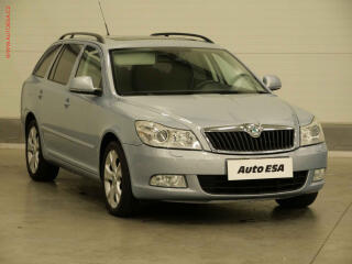 �koda Octavia 1.6 TDi, Elegance, xenon