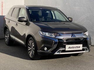 Mitsubishi Outlander 2.0MiVEC, AT, +ALU, navi, TZ