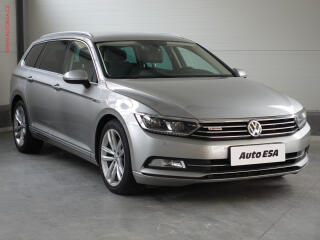 Volkswagen Passat 2.0TDI 4x4, �R, DSG, navi