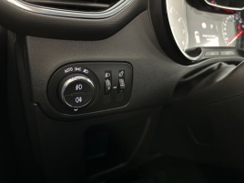 Opel Crossland X (2017) 1.2 TURBO Innovation AUT - CZ - náhled 16