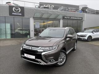 Mitsubishi Outlander 2.4 PHEV Instyle 1.�R Z�RUKA