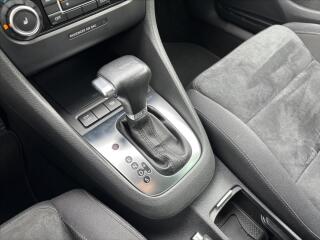 Volkswagen Golf 1,4 TSi 118kW AT Highline XENO - náhled 22