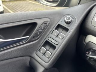 Volkswagen Golf 1,4 TSi 118kW AT Highline XENO - náhled 24