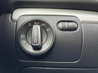 Volkswagen Golf 1,4 TSi 118kW AT Highline XENO - náhled 25