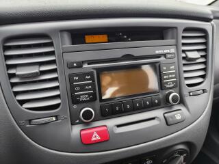 Kia Rio (2009) 1.4 1.MAJITEL,SERVISNI KÍŽKA - náhled 17