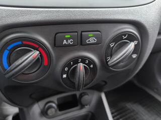 Kia Rio (2009) 1.4 1.MAJITEL,SERVISNI KÍŽKA - náhled 18