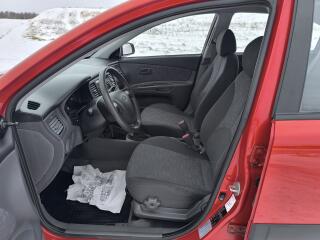 Kia Rio (2009) 1.4 1.MAJITEL,SERVISNI KÍŽKA - náhled 8