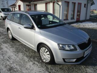 �koda Octavia 2.0 TDI, serviska, digi klima,