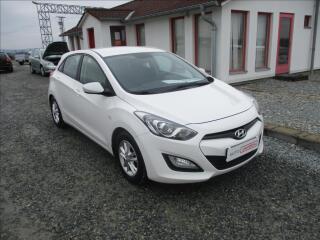 Hyundai i30 1.6 i 16v, klima,s.kn.