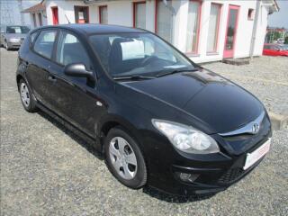 Hyundai i30 1.4 16v, klima, serviska,