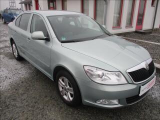 �koda Octavia 1.2 TSI, digi klima, serviska,