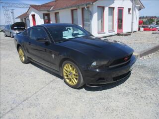Ford Mustang 3.7 L V6, 224kW, ZAMLUVEN,