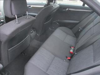 Mercedes-Benz Třídy C 1,8 C180 K, NAVI, serviska, - náhled 14
