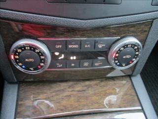 Mercedes-Benz Třídy C 1,8 C180 K, NAVI, serviska, - náhled 25