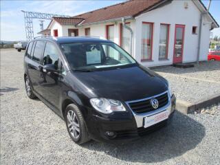 Volkswagen Touran 2.0 TDi,aut.klima,serv.kniha,