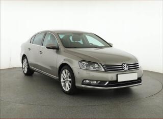 Volkswagen Passat 2.0 TDI, Serv.kniha, K��e