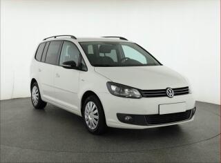 Volkswagen Touran 1.6 TDI, 7�m�st, Xenony